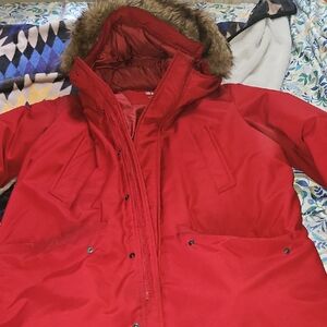 Uniqlo Scarlet Puffer Jacket